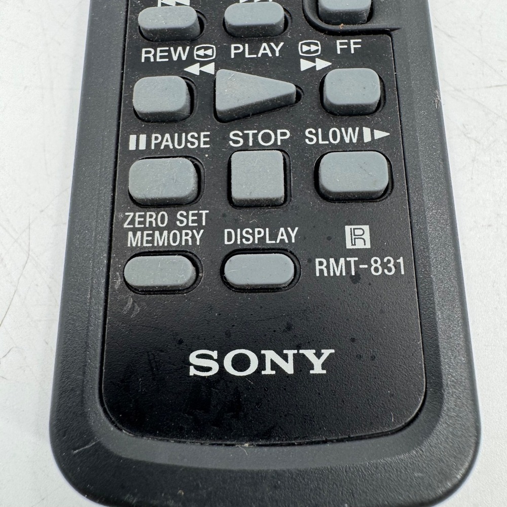 Sony RMT-831 Remote Control Tested DVD Player Recorder‎ OEM Genuine - Picture 2 of 4